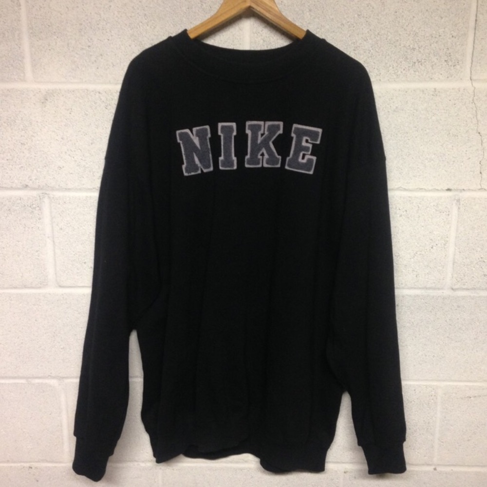 SOLD  vintage nike sweatshirt